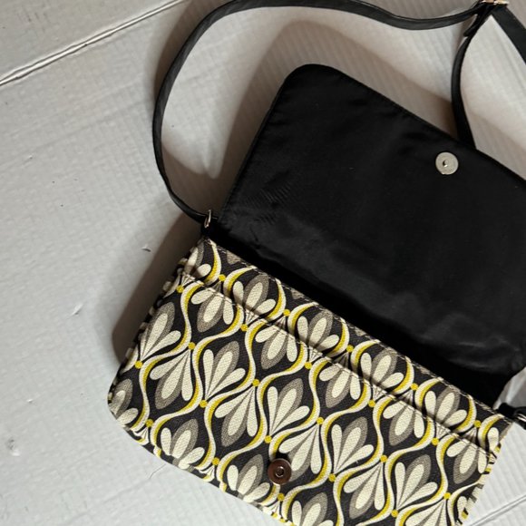 RELIC Erica Small Crossbody by Fossil - Picture 3 of 10